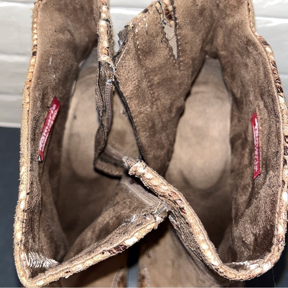 Tamaris sz 40 US 9.5-10 tan snakeprint faux leather heeled booties - Picture 11 of 12